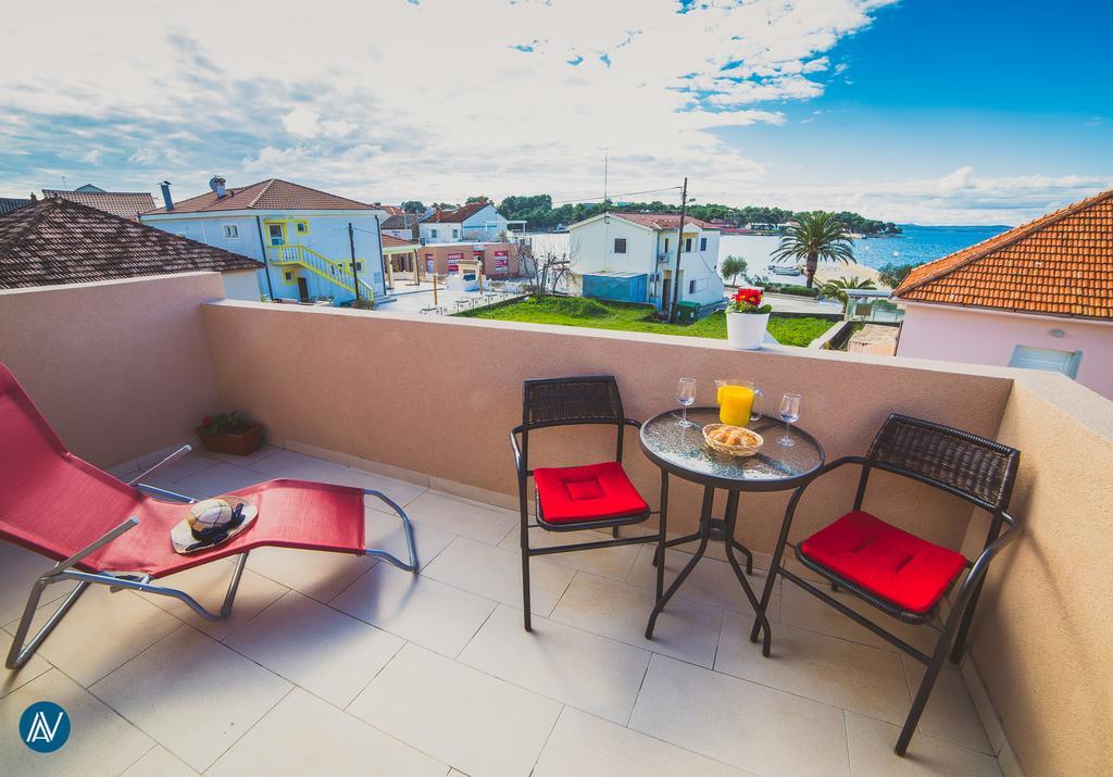 Apartments Zara Petrcane Exterior photo
